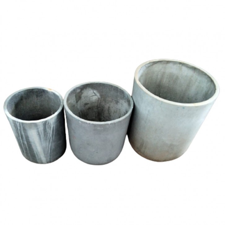 Rustic Nordic CEMENT Plant Pot (Curved Base)