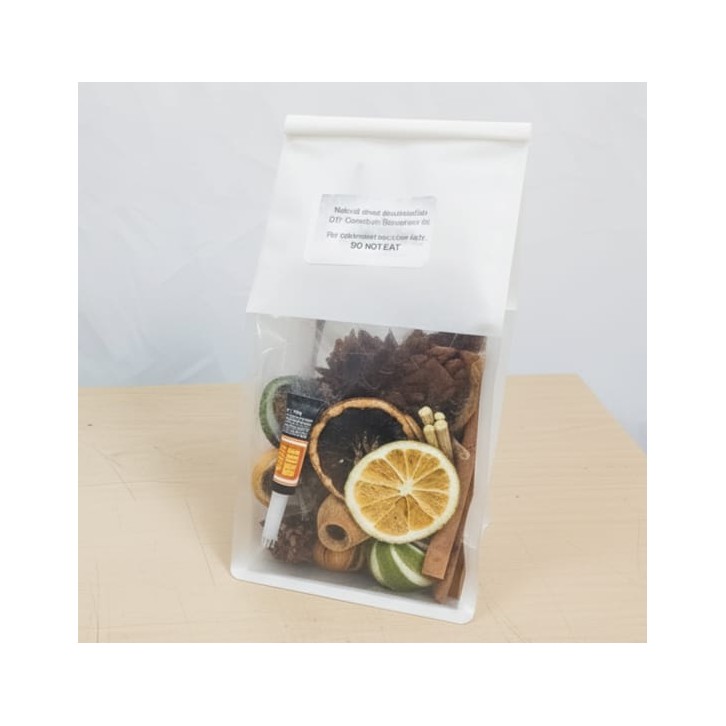 Natural decoration kit